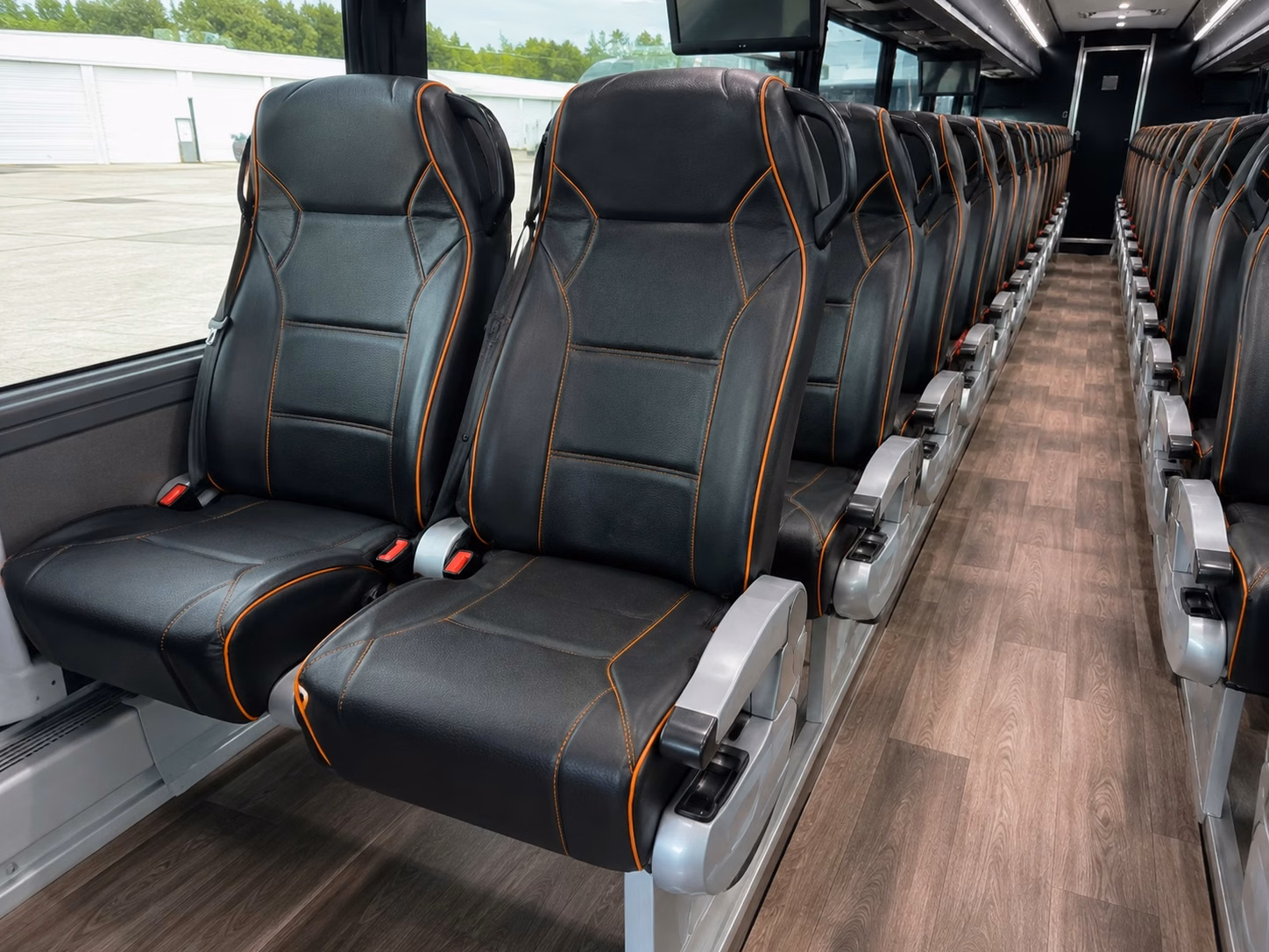 simi valley fan bus rentals to dodger stadium and sofi stadium
